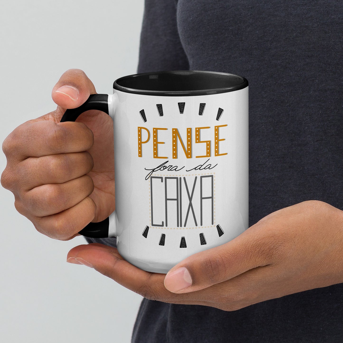 Pense fora da Caixa - Caneca com Cor Interna